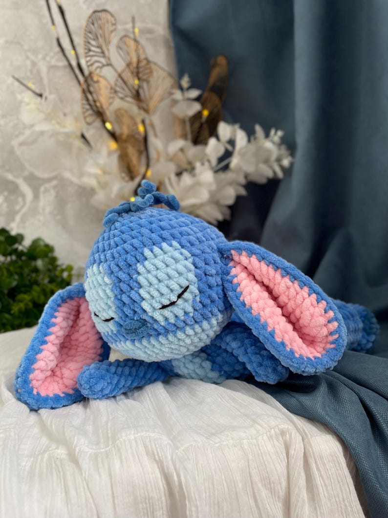 May include: A set of three ceramic mugs with a speckled, matte finish in cream, light grey, and dark grey. Each mug has a simple, minimalist design, ideal for coffee or tea.