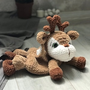 Deer comforter crochet pattern plushies amigurumi