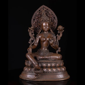 Statua vintage di Tara Verde: arte tibetana in rame ossidato (altezza 16,14&quot;)