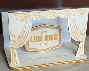 Dinheiro Musical de Presente - Embalagem de Madeira - Aniversário / Primeira Comunhão / Crisma / Outras Celebrações - Personalizado - Presente de Teatro