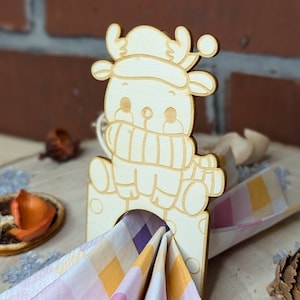 Cute reindeer napkin ring for Christmas - Table decoration for Christmas - Winter decoration - Napkin ring made of sustainable wood