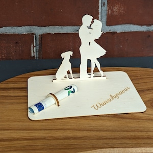 Paar mit Hund Geldgeschenk - Holz Verpackung - Display - Geburtstag / Hochzeit / andere Festlichkeiten - personalisiert