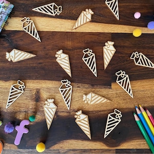Scatter decoration for the start of school / school enrollment - school cones made of wood / acrylic for scattering