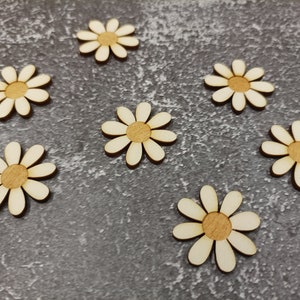 Scattered decoration - Flowers / wooden flowers - Table decoration - Decoration - Baptism / Wedding / Communion