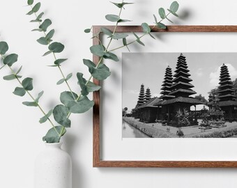 Poster da parete con fotografia di viaggio in bianco e nero stampabile del tempio di Bali