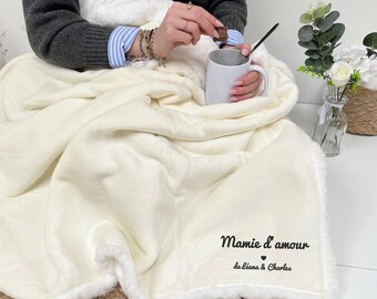 Cadeau personnalisé mamie Plaid polaire brodé, cadeau Fête des mamies - Cadeau mamie personnalisé, noël ou anniversaire mamie, plaid sherpa