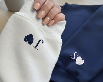 Sweat personnalisé avec initiale brodée, cadeau couple pour St valentin, idée cadeau amoureux
