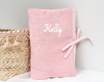 Carnet de santé brodé prénom bébé - protège carnet de santé personnalisé, cadeau de naissance brodé bébé, cadeau bébé personnalisé,