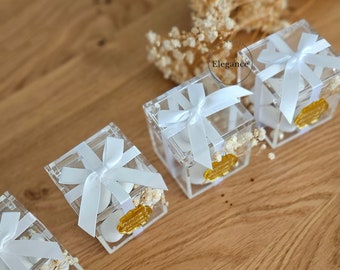 Lot de boites à dragées cadeau invité personnalisée | faveurs invités mariage | cadeaux invités baptême | étiquette plexiglass doré