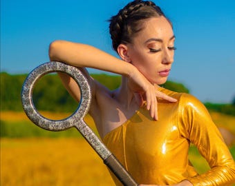 Wooden Fantasy Staff – Unity Circle of Aether Mystic Ring Prop, Mage Costume Accessory, Handmade Alder Wood Decor