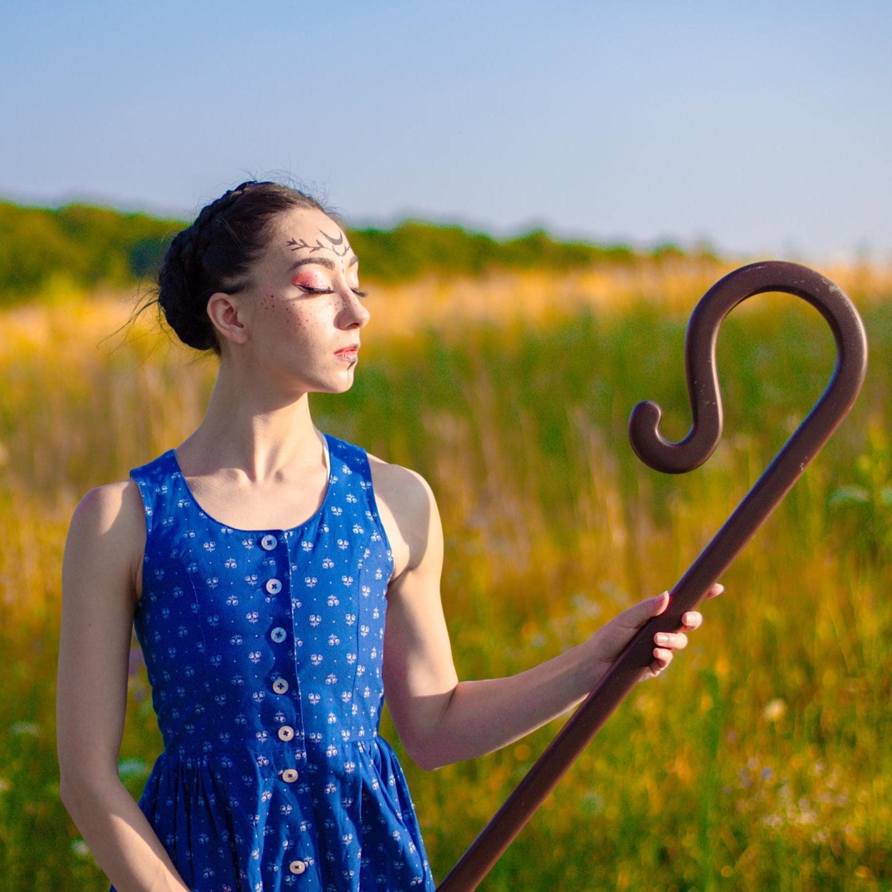 Shepherd's Staff of Harmony - Cosplay Wooden Walking Stick, Rustic Forest Decor, Natural Woodcraft