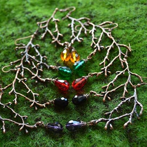 Forest twig witchy earrings. Elven elvish dangle earrings. Celtic Druid Mori Kei Strega fashion