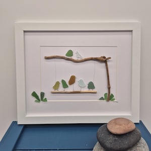 Stone picture &quot;Birds on the swing&quot;, friendship, friends for life