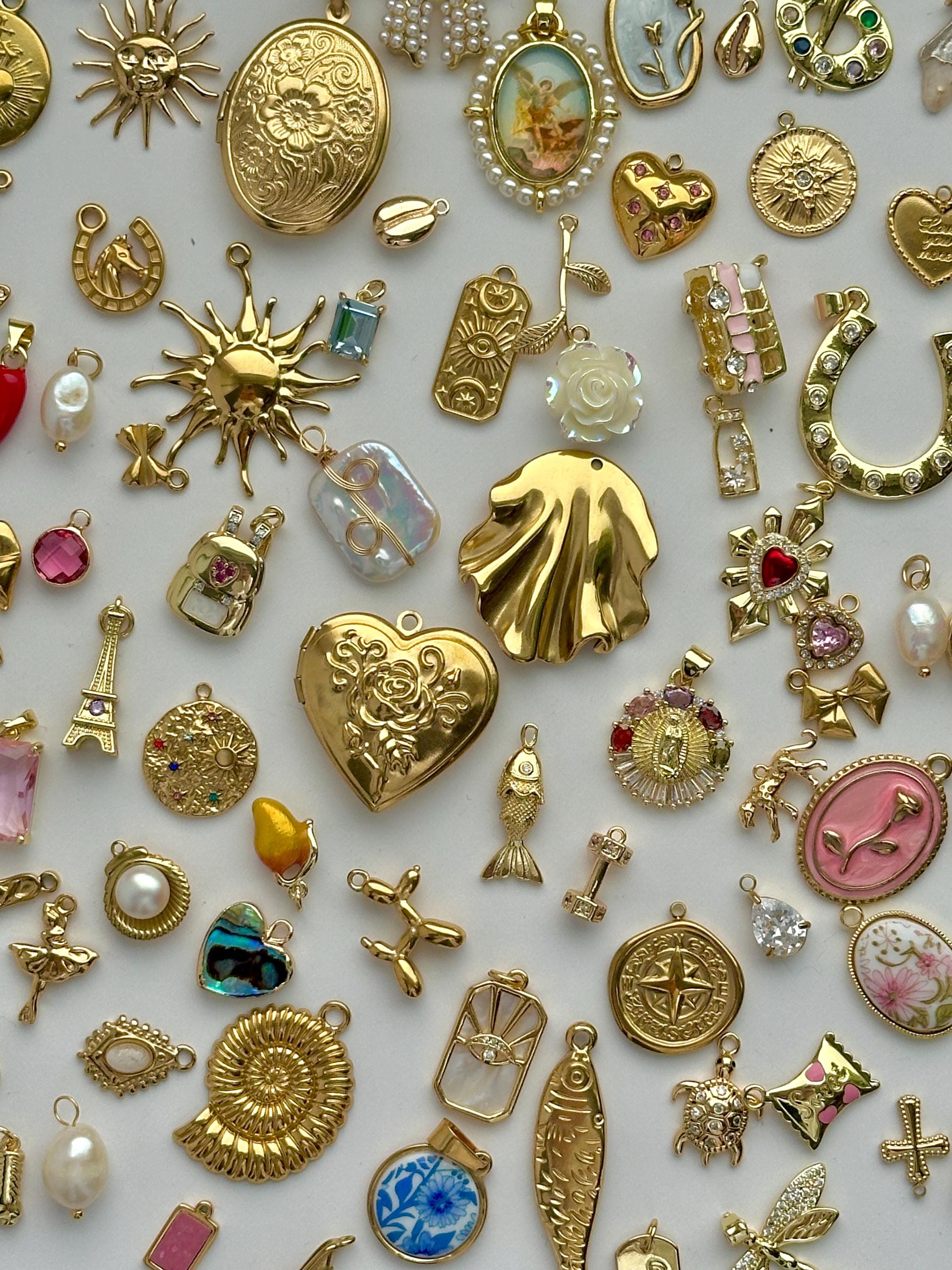 チャームペンダント 18Kゴールド - ヴィンテージジュエリーペンダント ネックレス、ブレスレット、DIYジュエリー用  ステンレススチールと18金メッキ アレルギーフリー - Etsy 日本