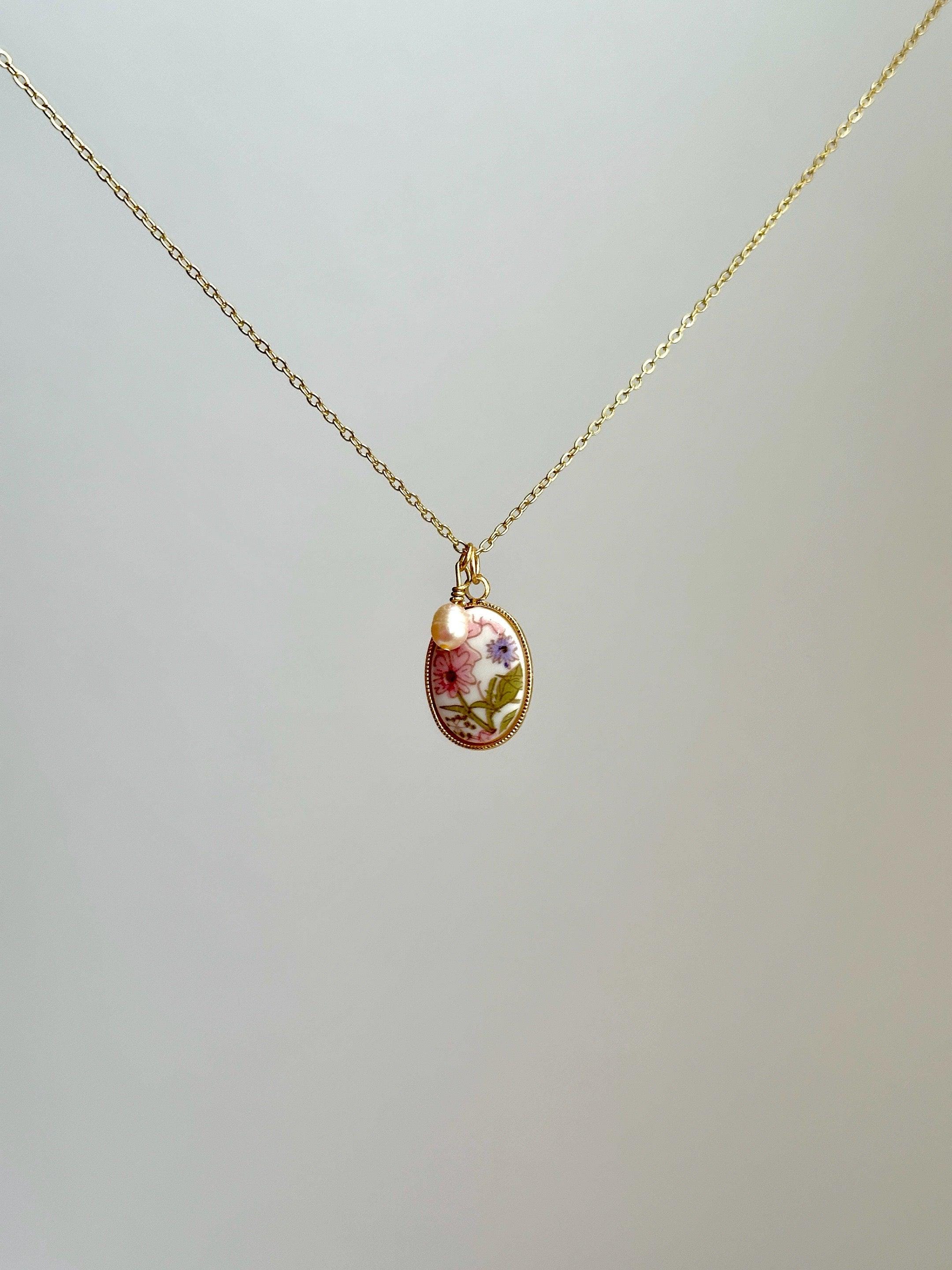 Hailey Necklace - Etsy