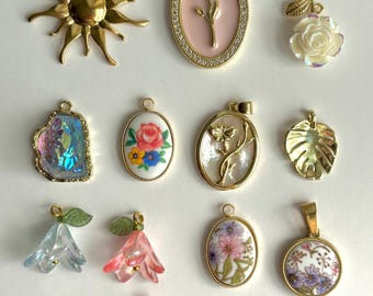 Summer Charm Soup – Gold Plated Flower Charms | Jewelry Pendant Set for DIY Creations & Gift Ideas
