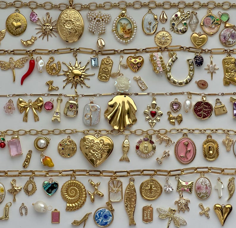 Coquette Charm Soup – vergoldete Herz- und Schleifen Charms | Romantische Schmuckanhänger für DIY Schmuck & Geschenke