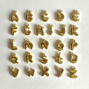 Coquette Charm Soup – vergoldete Herz- und Schleifen Charms | Romantische Schmuckanhänger für DIY Schmuck & Geschenke