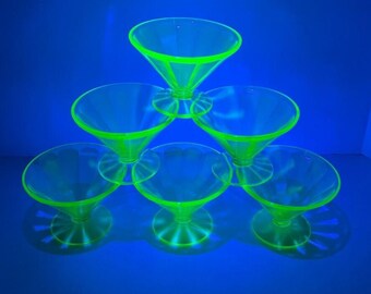 6 Vintage 1930er Jahre Federal Glass Green Uranium Vaseline Glass Sherbet Dishes