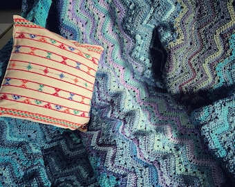 Ocean Hues: manta de crochet hecha a mano