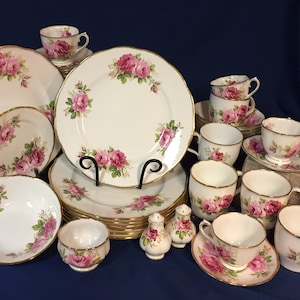 Royal Albert Fine Bone China American Beauty Dinnerware Setting