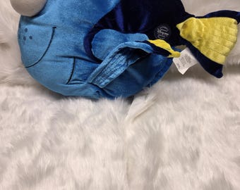 Disney Store Dory Plush Finding Nemo Blue Fish.