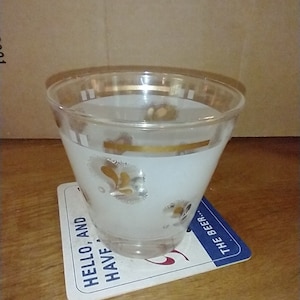 Vintage MCM Low Ball Whiskey Tumbler Set Of 3 White Frosted Gold Barware Good Co