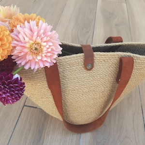 Vacation Shoulder Bag as a Mom Gift, Cozy Shopping Bag for Women, Handmade Jute Bag for Beach, Woven Jute Tote Bags with Leather Handles