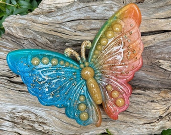 Beautiful large memorial butterfly handmade to honour your loved one or pet, with ashes or hair / fur - can be personalised and wall mounted