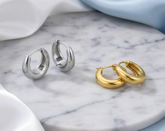 Chunky Huggie Hoop Earrings 16mm, Trendy Hoops, Timeless Jewellery, Popular Gift for Mum, Modern Everyday Earrings, Bright Accessory for Her