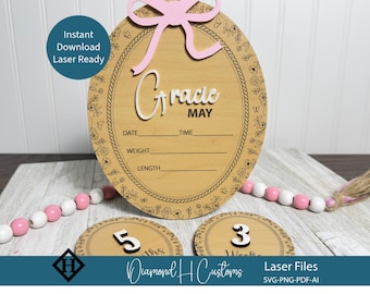 Fichier numérique de suivi des jalons pour bébé, découpe au laser, conception Svg, affichage de la chambre de bébé, âge du nouveau-né, signe statistique, accessoire photo, marqueur mensuel, carte mémoire