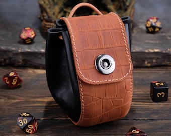Braune Dnd Würfel Tasche, personalisierte Würfeltasche aus Leder, Dungeons & Dragons Würfeltaschen, Weihnachtsgeschenk für Dnd Gamer, Würfelaufbewahrung