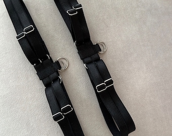 set of 2 adjustable thigh garter with silver color metal accessories
