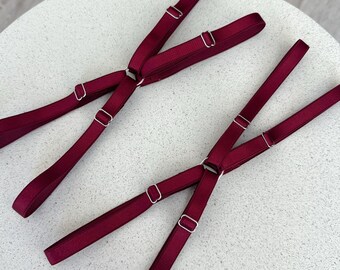 set of 2 adjustable burgundy thigh garters with double ring, elastic leg straps