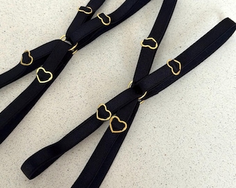 set of 2 black elastic thigh garters with heart, double ring leg straps