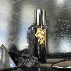 DRAGON BLOOD Essence, Banishing, Healing, Clarity, Strength, Endurance, Protection, 14K Plated Dragon, 10 mL.