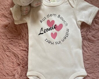 Babybody aus dem Bauch mitten ins Herz, personalisiertes Babybody , Geschenk Geburt