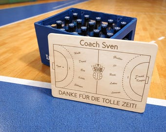 Geschenk Trainer, personalisierter Bierkastendeckel, Bierkastensitz, Geschenk Handballtrainer