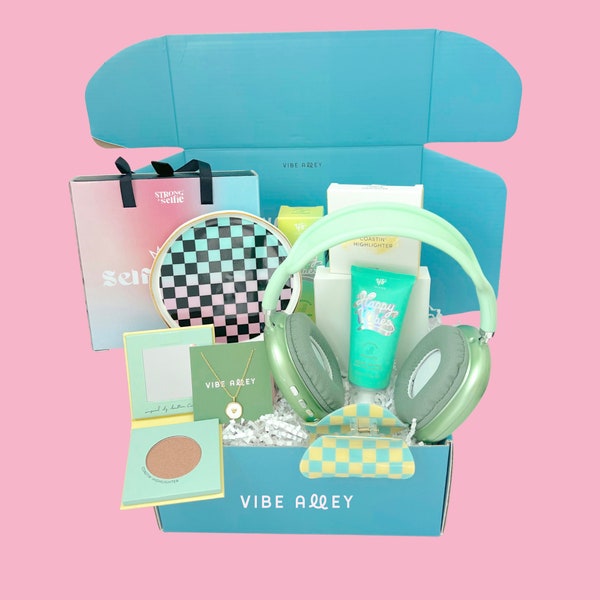 Coastal Vibes Gift Box for Teen & Tween Girls | Birthday | Holiday | Back to School | Gift Box