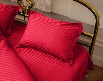 Red Satin Bedding Set, Luxurious Cotton Sateen Duvet Cover & Pillowcases, Deep Red Bed Set, Romantic Bedroom Gift, Soft and Breathable