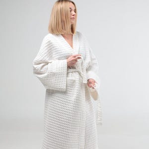 Elegant White Waffle Robe for Women, Cotton Lightweight Loungewear, Soft Spa Bathrobe, Natural Fabric, Minimalist Gift for Her