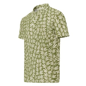 Slim Fit Green Floral Polo Shirt, Men’s Vacation Shirt, Breathable Golf Shirt, Casual Summer Shirt, Stylish Tailored Fit for Men