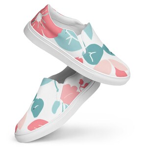 Floral Damen Slip On Sneakers, süße Blumen Print Schuhe, stilvolle und bequeme Alltagsschuhe