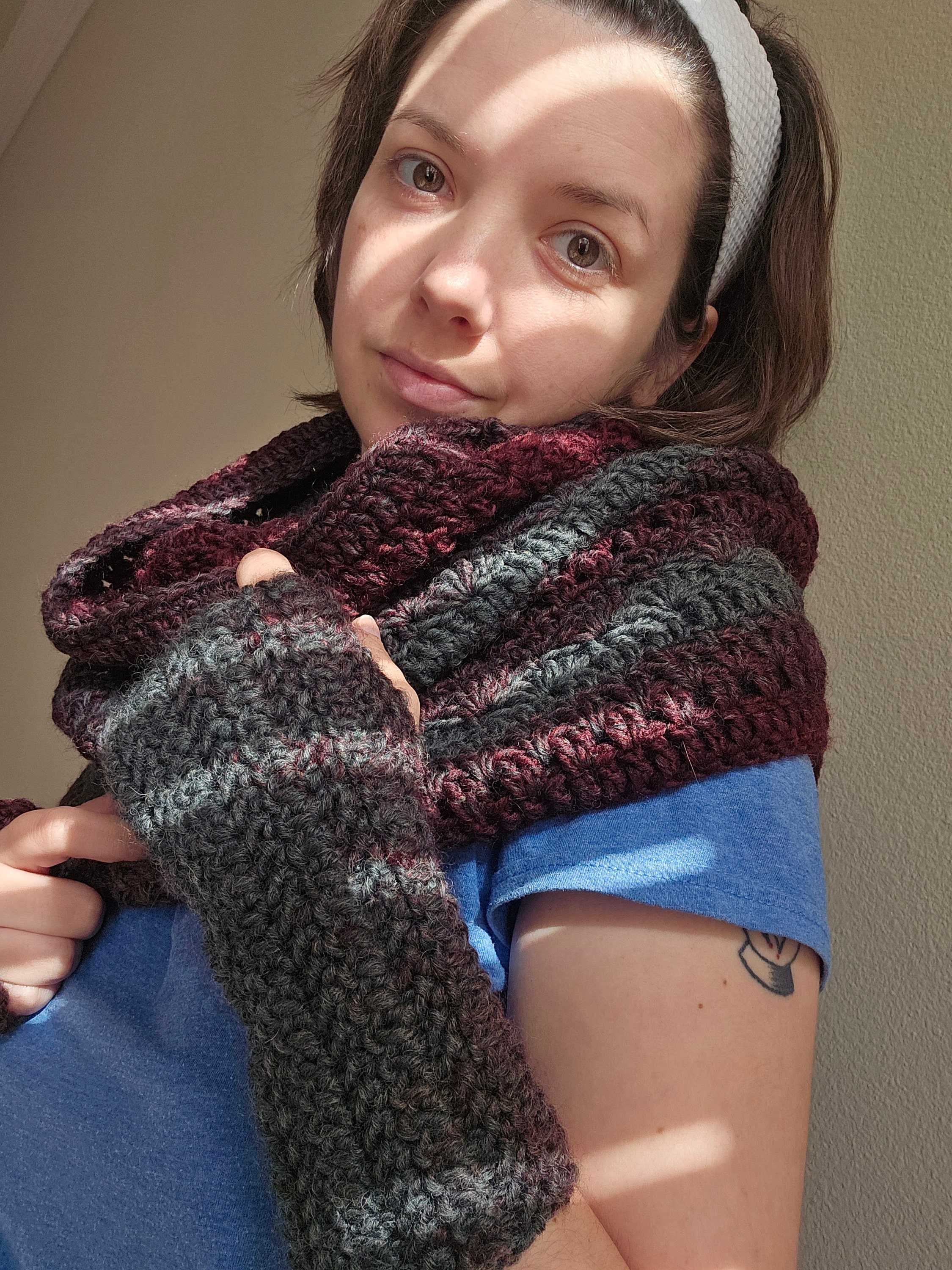 Hooded Cowl and Wrist Warmers - Etsy display picture 2
