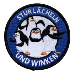 Patch mit Klett Aufnäher Abzeichen Flicken Pinguine von Madagaskar Stur lächeln und winken fun Satire Blau Bild 3