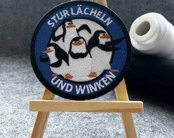 Patch with Velcro patch badge patch penguins of Madagascar stubbornly smiling and waving fun satire blue - Item no.: K-0005
