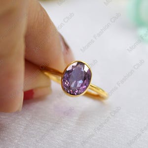 Dainty Alexandrite Ring,Color Change Alexandrite,925 Solid Silver,18k Gold Filled,Purple Blue Alexandrite,Handmade Wedding Engagement Ring