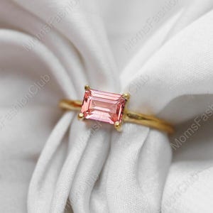 Thin Pink Morganite Ring,Stackable Ring,Dainty gemstone Ring,Handmade Birthstone Cocktail Jewelry,925 sterling Silver,Solitaire Promise ring