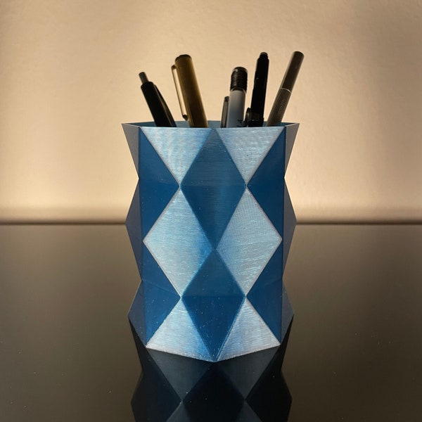 Pen-Holder X | Concealed compartment