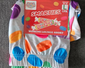 NEW Smarties Candy Womens Lounge Shorts Gray Multi Candy Print Size Large 30-32